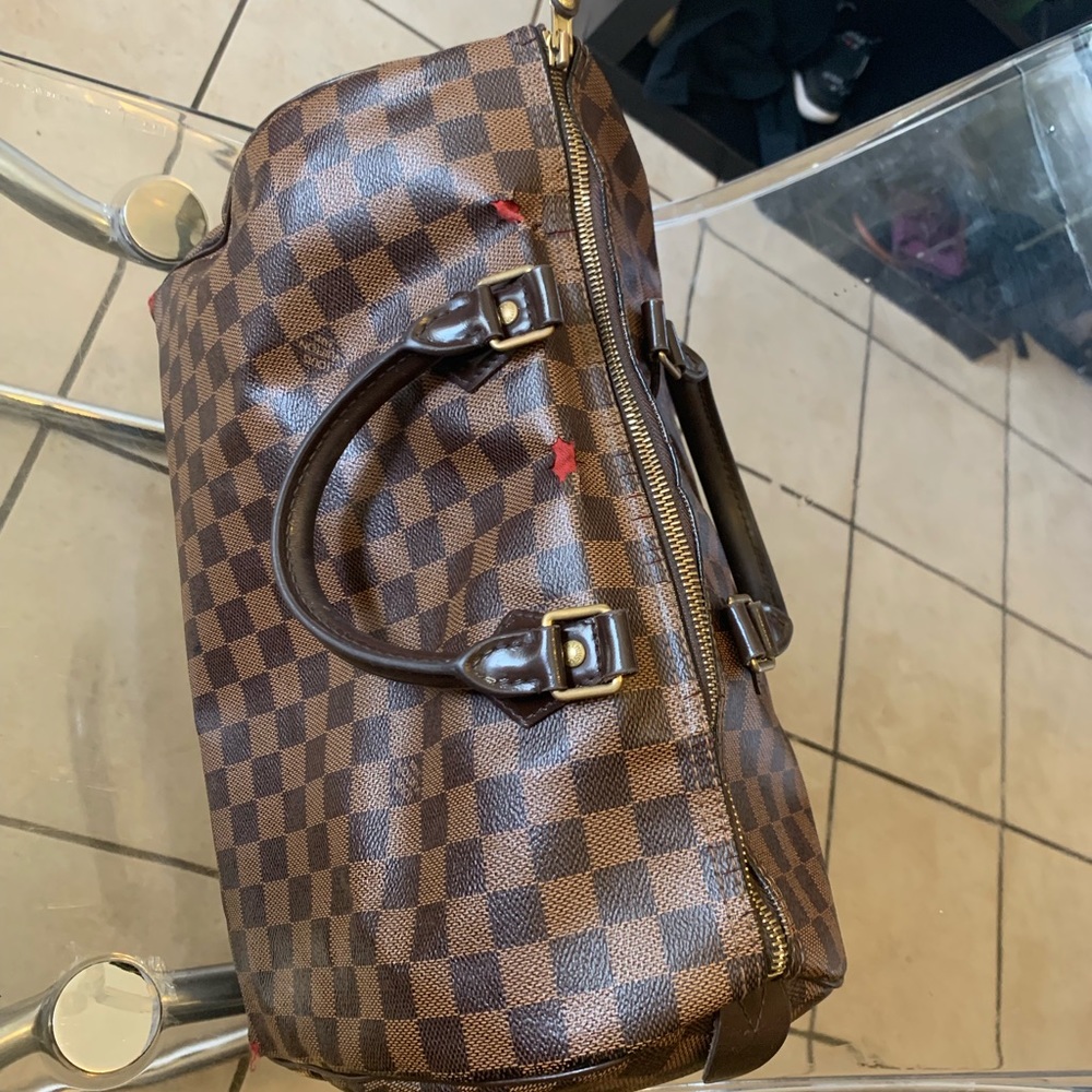 Damaged Louis Vuitton Speedy 35 Damier